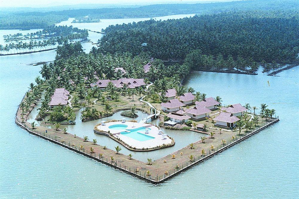 Aquasserenne Kollam Eksteriør bilde